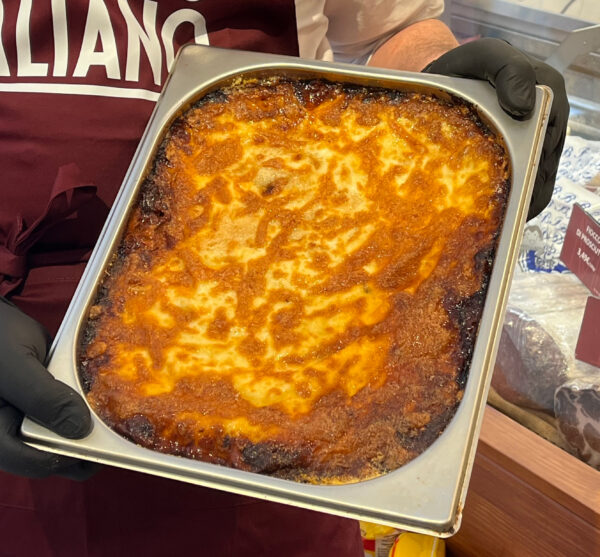 Bandeja de Parmigiana di melanzane (6/8 raciones)